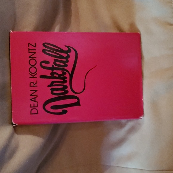 GUC:  Dean R. Koontz Books - Picture 16 of 17